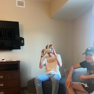 Meet your Posher, Peter